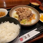Niyu To Kiyoshouya - 今回のオーダーは牛肉炒め定食