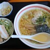 なると - 料理写真:朝ラーDセット550円