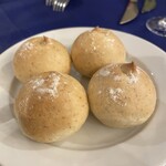 フランポネ - 自家製の焼きたてパン