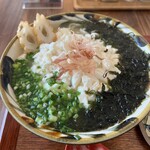 Uminomieru Okinawa Soba Ten Chibaru Su-Ba - おぼろ海苔すば 850円　麺大盛り 150円