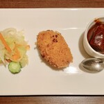 Kicchin Kokoro - 和牛ほほ肉のシチューとカニクリームコロッケ