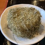 うどん・そば 今庄 - こんぶおにぎり