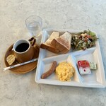 CAFE & RESTAURANT ARMANDO - モーニングプレート700円