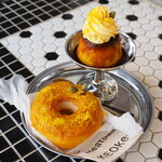 Donut and Meatball KEOkeo - パンプキンドーナッツ（550円） パンプキンプリン（770円） パンプキンクリームトッピング（110円）