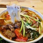 ZiOフォー ベトナム料理 - A5.牛すじトマト