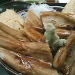寿司割烹 魚紋 - 穴子丼（ランチ）