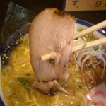 麺蔵 もみじ - チャーシューアップ