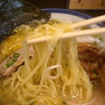 麺蔵 もみじ - 麺リフト