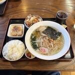 いってつ食堂 - 料理写真: