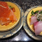 すし辰 - サーモンいくらこぼれ（800円）、はまち