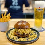 Gui's Burger - バーガーとビール、最強説