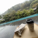 ベーカリー＆テーブル 東府や 足湯カフェ - 