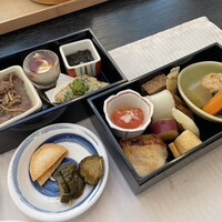 日本料理 Japanese Cuisine 桜丘 - 