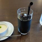 中国料理 天龍 - アイスコーヒー、杏仁豆腐