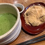 北斎茶房 - ほっと落ち着く　お抹茶と　わらび餅