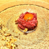 TANAKA YAKINIKU RESTAURANTE - ②本日のスペシャリティ
                    　松坂牛外モモのユッケ