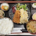 アジ好きですか？ - 食べ比べアジフライ定食