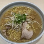IOrI - 味噌ラーメン950円