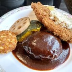 手作り洋食の店 ぱ・らんて - ハンバーグと鮃フライ