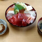 鯛乃や - 料理写真:海鮮丼