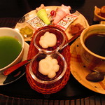 Nenneko ya - 抹茶玄米茶、コーヒー、お菓子