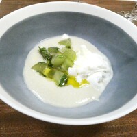 リストランテ ハナタニ - 水牛のモッツァレラ　茄子　シャインマスカット