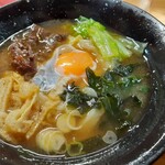 渡辺うどん - 肉玉うどん中
