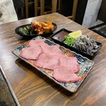 焼肉 優駿 - 