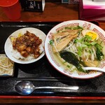 久美台湾魯肉飯 - 料理写真: