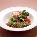 Shukei Roman Tei Bon - 牛肉のステーキ