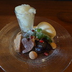 KITCHEN TSUNAGU - 林檎のソルベとヴァニラアイスクリーム