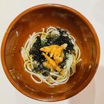 IZURUN - 〆に海苔と海老天のうどん。ここにきて出汁を頂けるのはかなり好き。