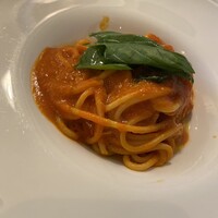 エビスエスクラッシコ - サンマルツァーノトマトソースとバジルのスパゲッティ