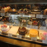 ミシュ ミシュ - ショーケースのケーキ