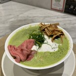 メンショー サン フランシスコ - 和牛ローストビーフのせ抹茶鶏白湯らぁ麺