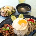 バーンクンメー - ガパオ＆ゲーン・キヤオ・ワーンのカオゲーン☆