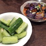 高記 - 涼拌小黄瓜 ＆ 紅燒茄子