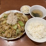 肉野菜炒め ベジ郎 - 