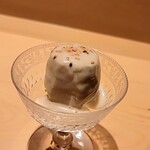 銀座 しのはら - 無花果のゴマダレかけ