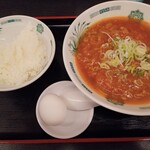 日高屋 - 旨辛温玉ラーメン+半ライス