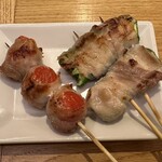 Yakitoriya Sumire - トマト巻き&ピーマンチーズ詰め豚バラ巻き　かなり⤴️美味い！
