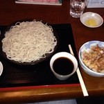 創庵 - 大もり600円とげそ丼250円