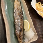 Yakitorino Oogiya - 秋刀魚塩焼き
                      今期初めて食べました
                      とびきりではない
                      このような期間限定品は
                      ありがたい