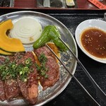 焼肉 ホルモン・一品料理 晋州亭 - 