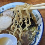 ケンちゃんラーメン - 縮れ麺、もちもちだよー