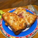 木熊家 - ほっくほくポテト&とろーりチーズのジャーマンポテトトースト
