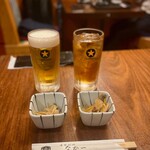 Kisetsu Ryouri Nakai Chi - お通し、ビール、ウーロンハイ