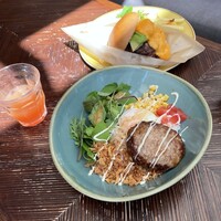 ジンジャーズビーチ - 
