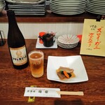 Izakaya Maza Hausu - 瓶ビール、お通し