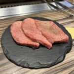 焼肉 ジャンボ - 